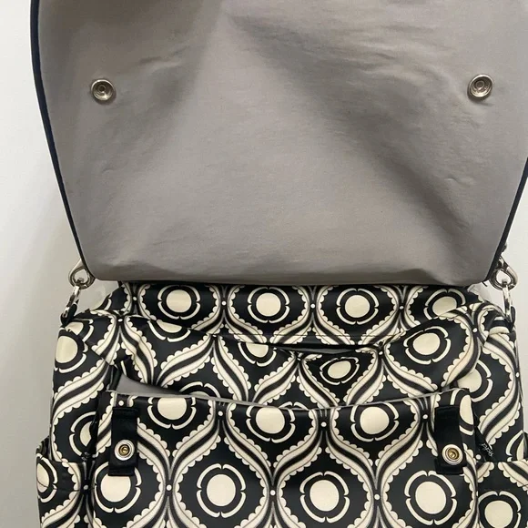 Petunia Pickle Bottom Black and Cream Crossbody Bag - Picture 4 of 14